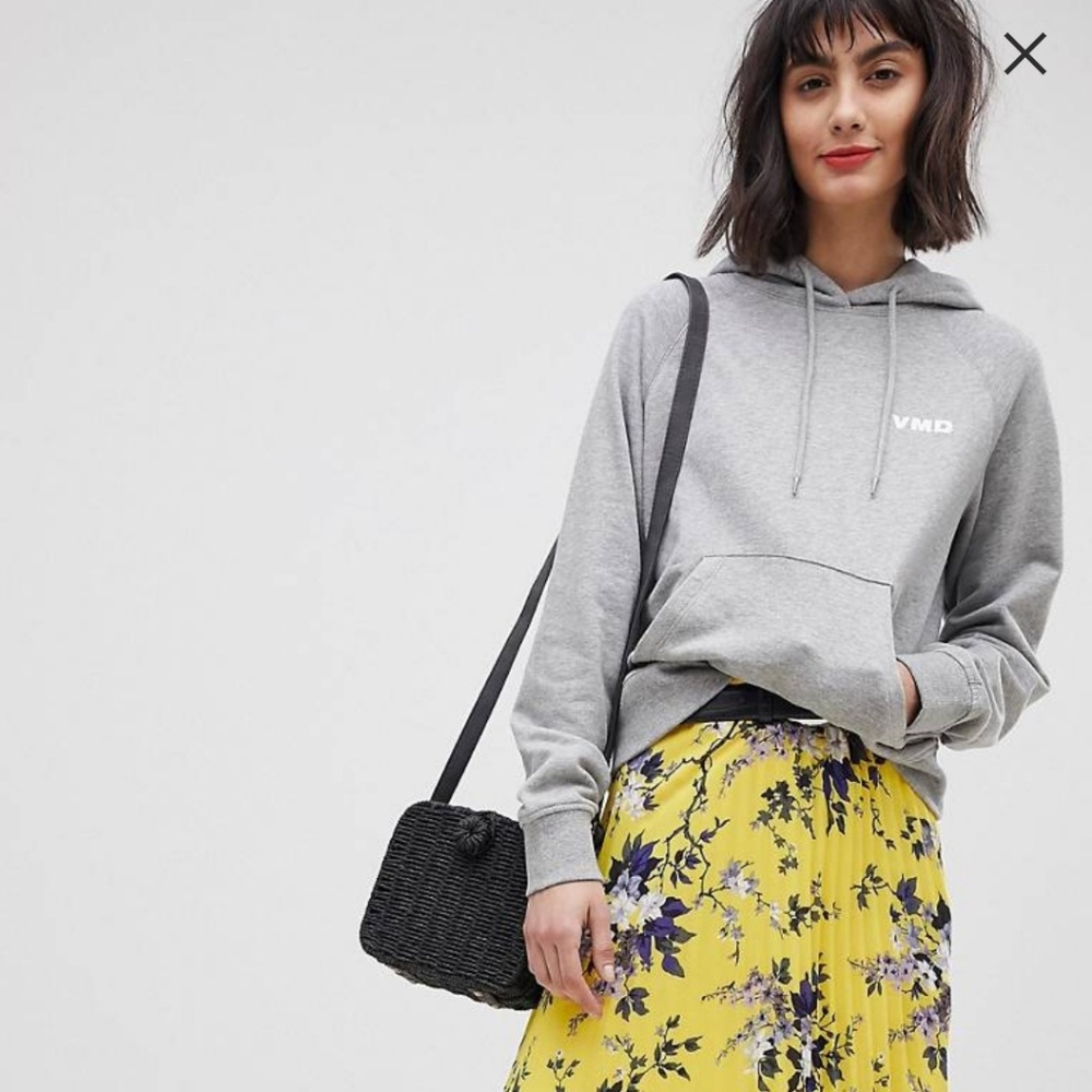 VERO MODA : Soft Grey Hoodie